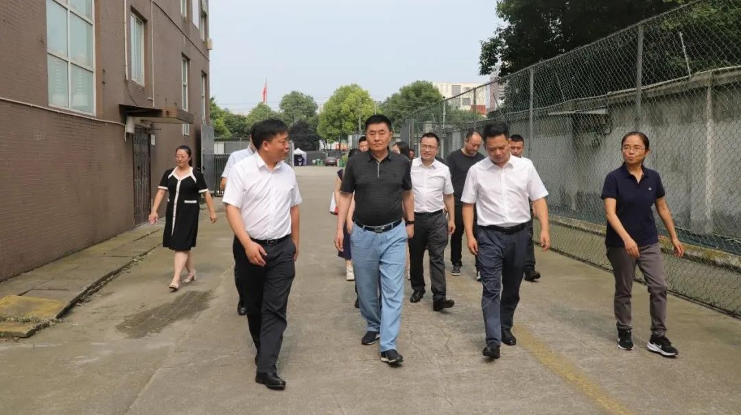 省旅投集团领导带队调研锦弘集团文印中心保密命题阅卷印制基地