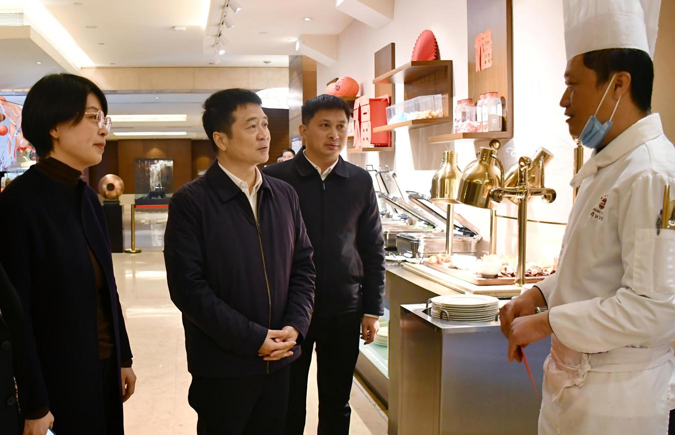省旅投集团领导率队开展春节前走访慰问