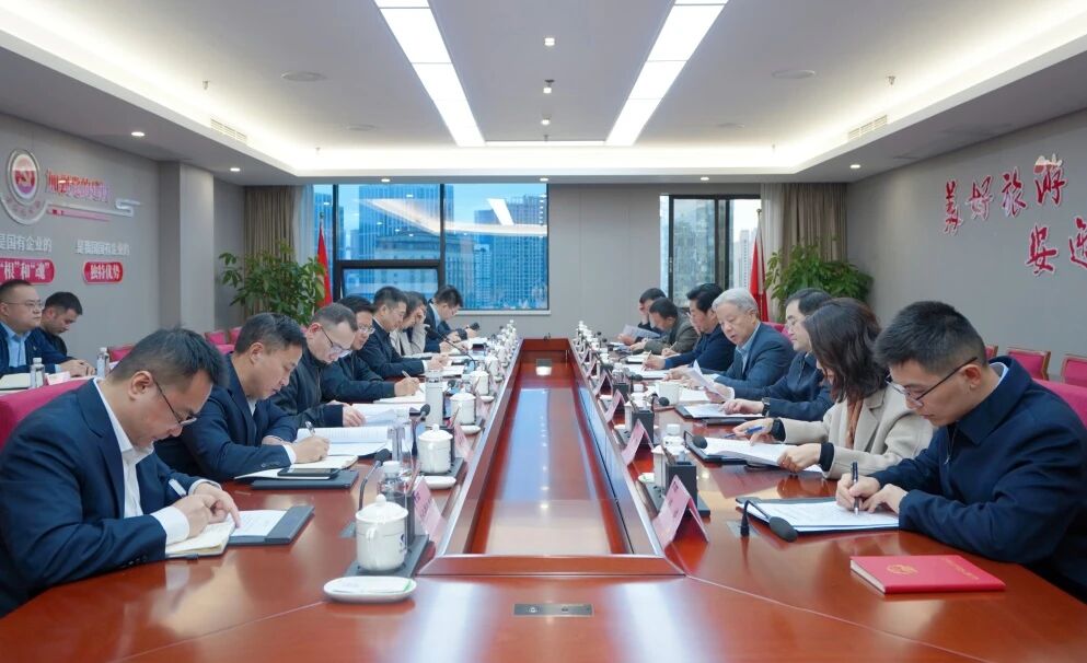 省人大经济委主任委员刘中伯带队调研省旅投集团